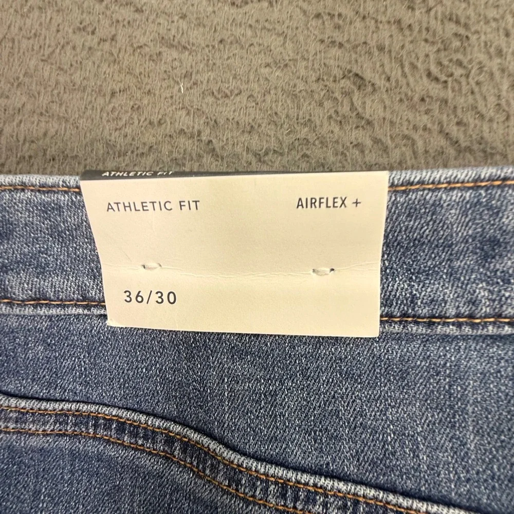 American Eagle Jeans Mens 36/30 Blue Airflex+ Athletic Fit Classic Medium Wash